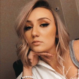 Meet your Posher, Katlyn